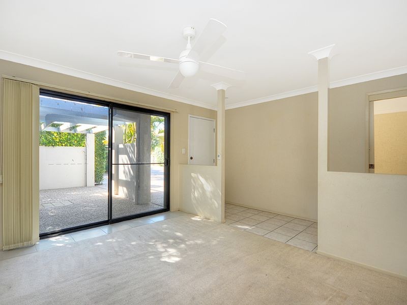 3/20-22 Broad Street, Labrador QLD 4215
