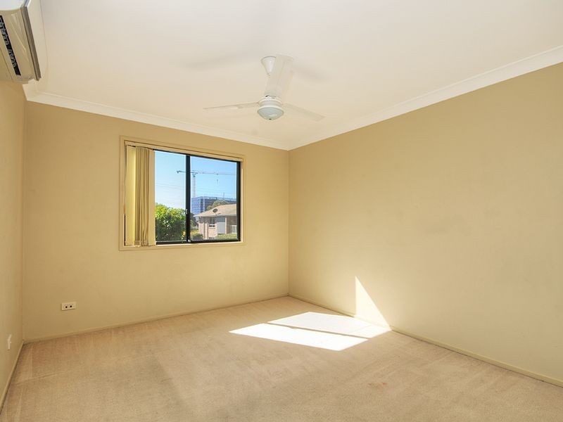 3/20-22 Broad Street, Labrador QLD 4215