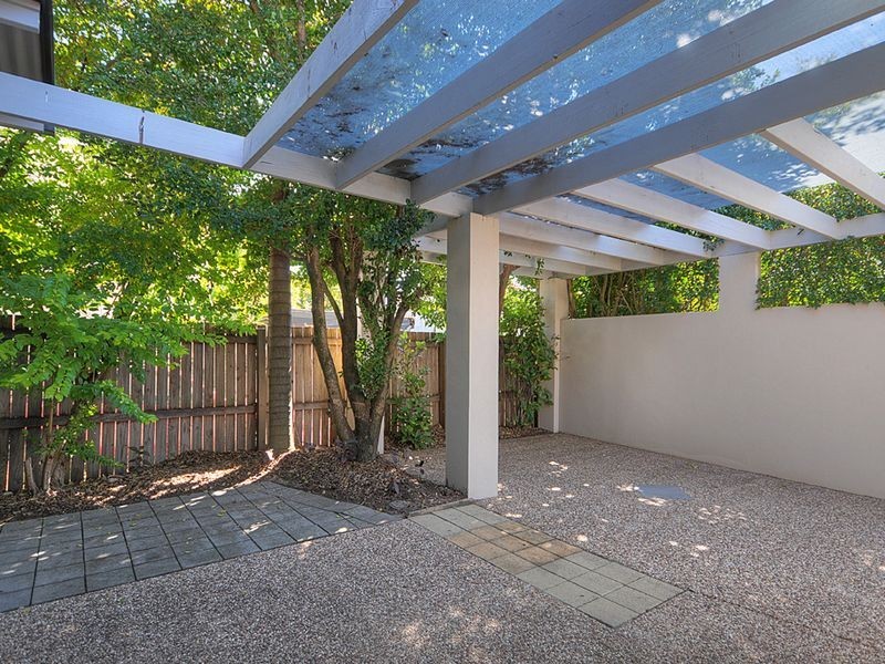 3/20-22 Broad Street, Labrador QLD 4215