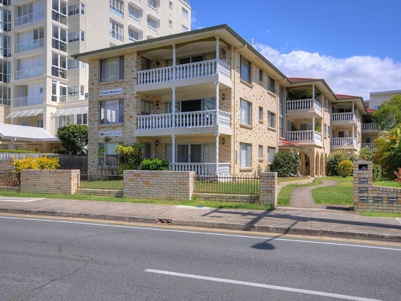 6/216 Marine Parade, Labrador QLD 4215