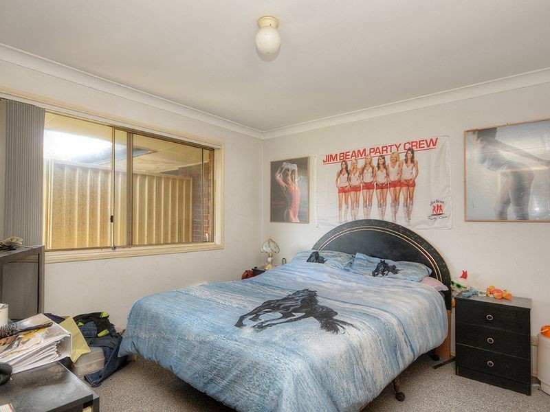 1/4 Avi Court, Labrador QLD 4215