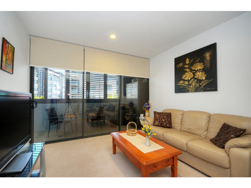 2204/1 Marina Promenade, Paradise Point QLD 4216