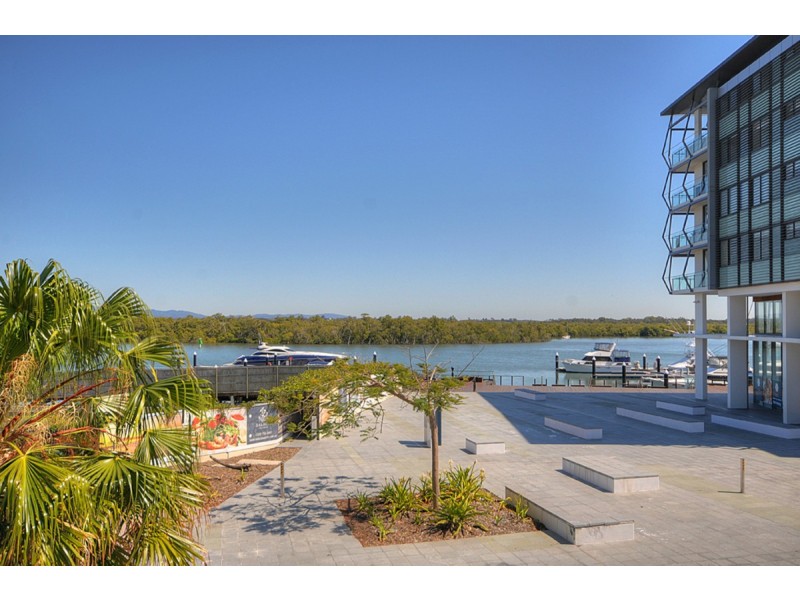 2204/1 Marina Promenade, Paradise Point QLD 4216