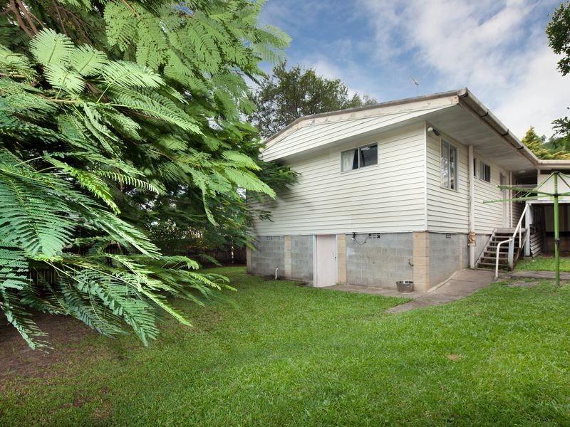 24 Billington Street, Labrador QLD 4215