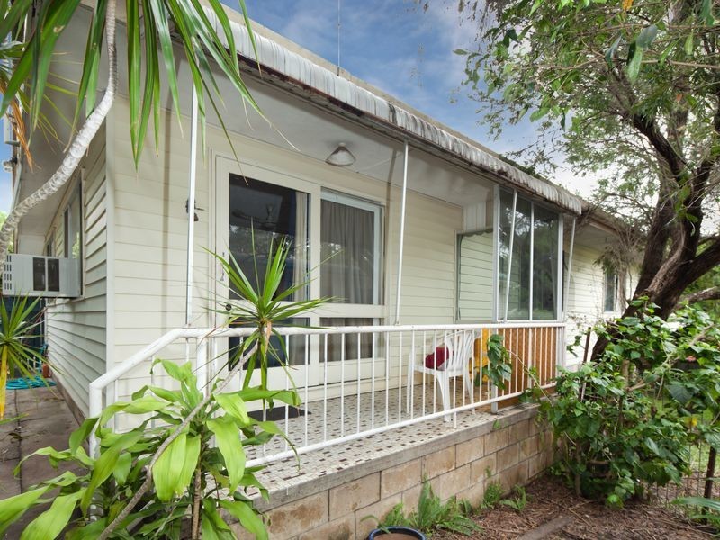 24 Billington Street, Labrador QLD 4215