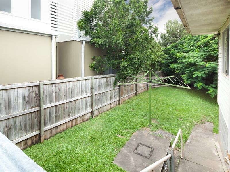24 Billington Street, Labrador QLD 4215
