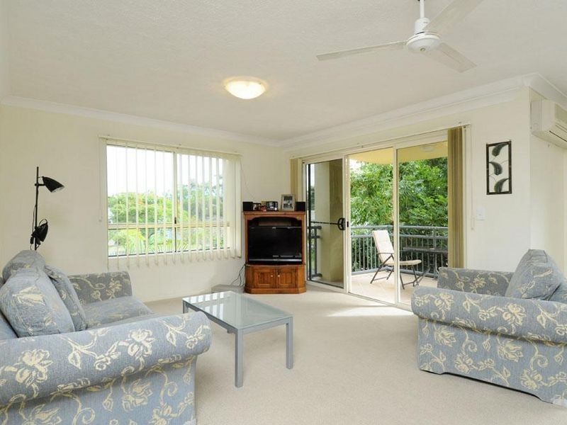 1/12 Oleander Avenue, Biggera Waters QLD 4216