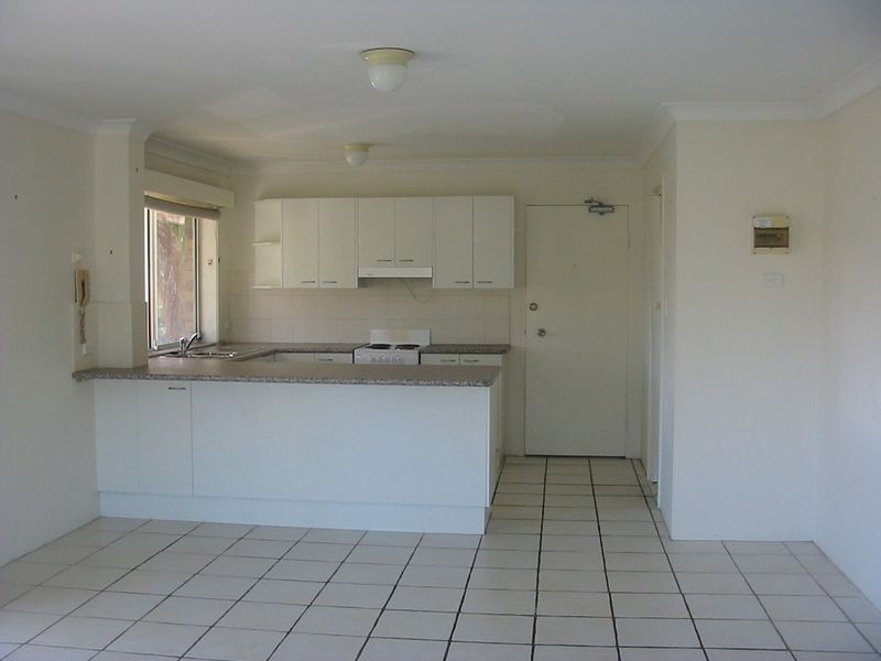 9/145 Muir Street, Labrador QLD 4215