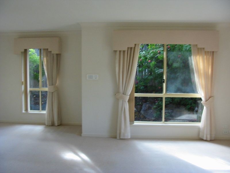 27 Peter Senior Drive, Parkwood QLD 4214