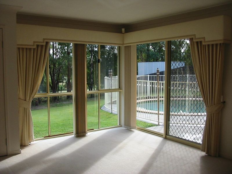 27 Peter Senior Drive, Parkwood QLD 4214