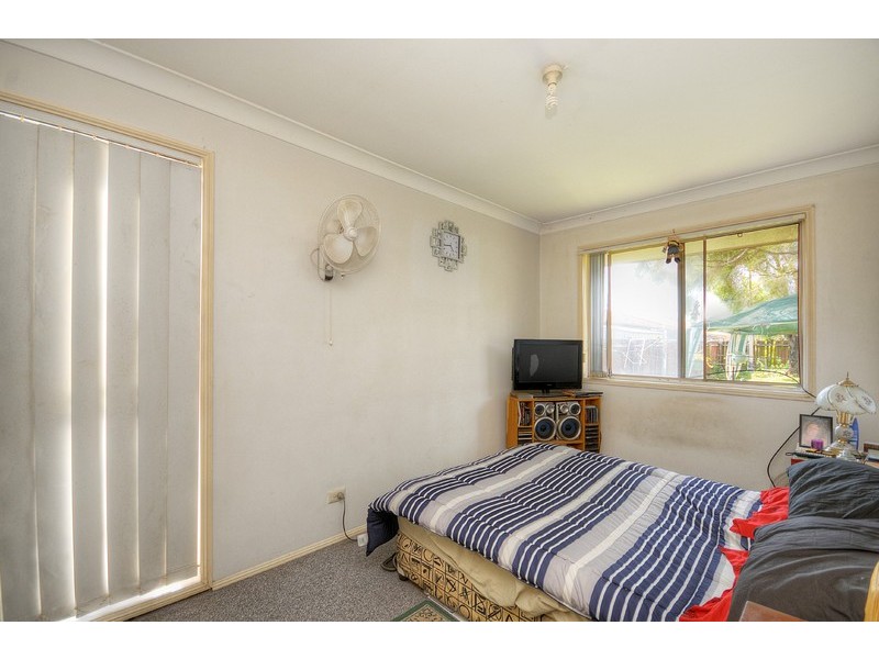 1/4 Avi Court, Labrador QLD 4215