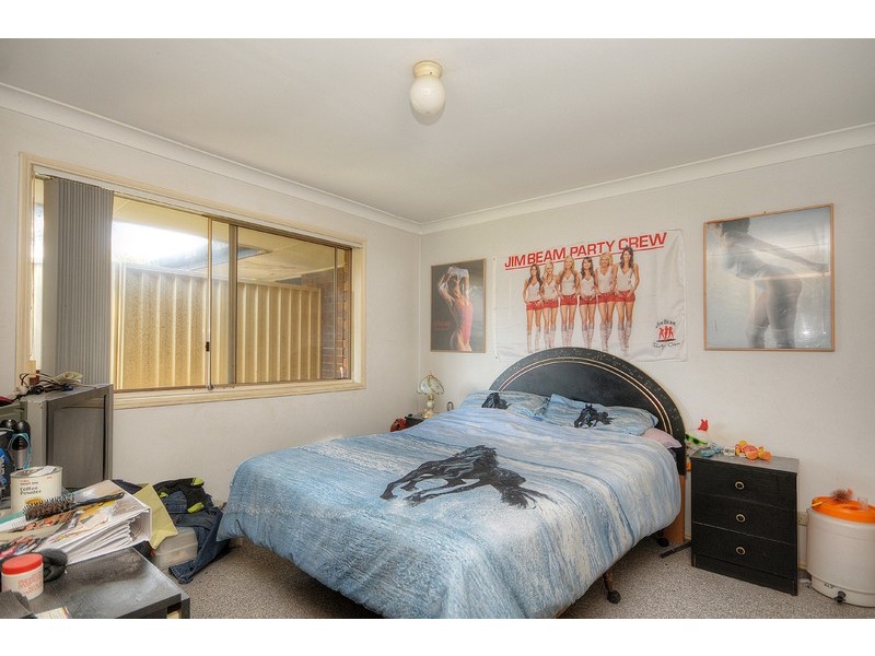 1/4 Avi Court, Labrador QLD 4215
