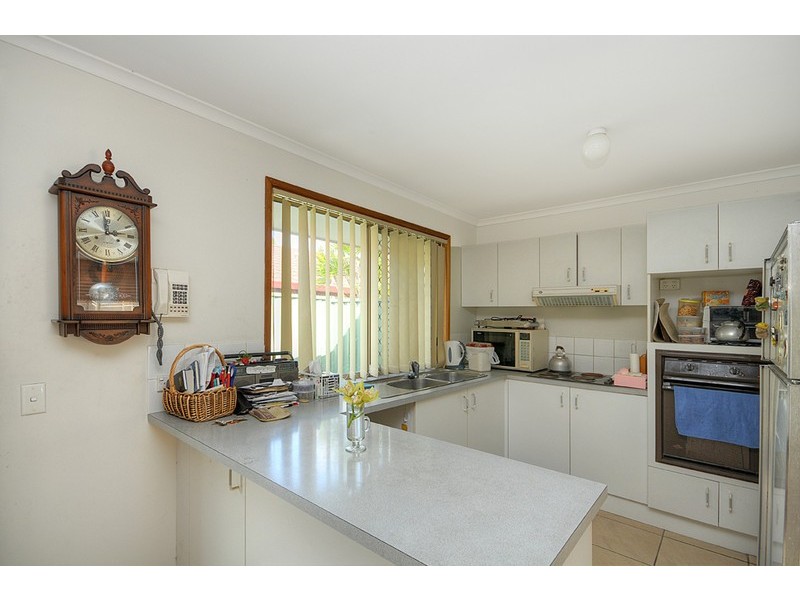 2/5 Ruth Anne Close, Labrador QLD 4215