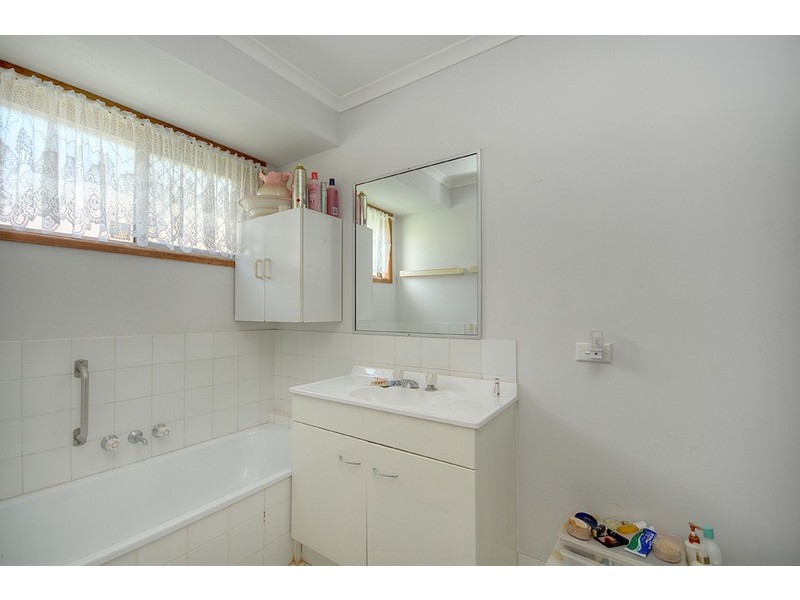 2/5 Ruth Anne Close, Labrador QLD 4215