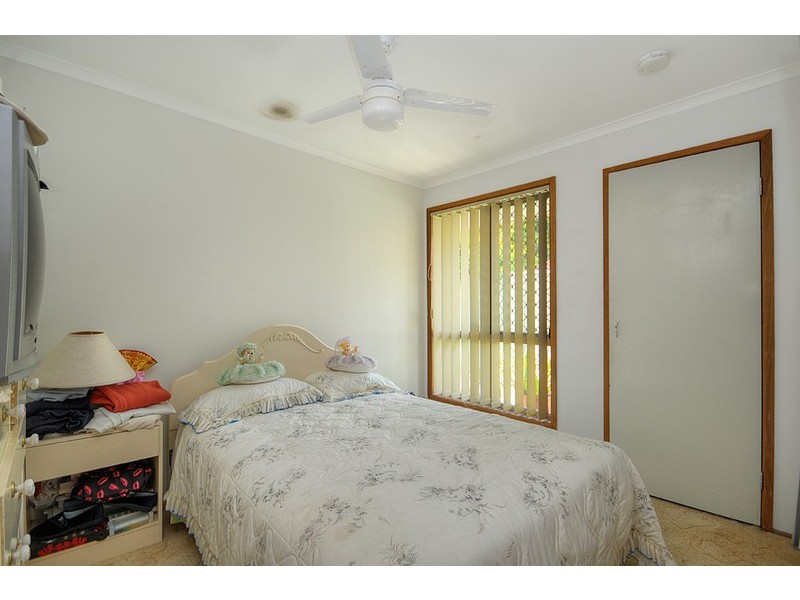 2/5 Ruth Anne Close, Labrador QLD 4215