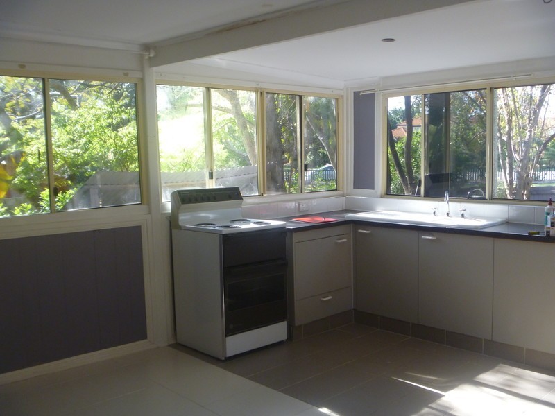 2/27 Horder Avenue, Labrador QLD 4215