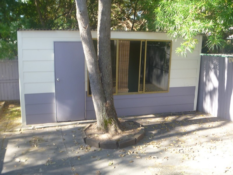 2/27 Horder Avenue, Labrador QLD 4215