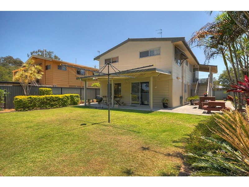 276 Government Road, Labrador QLD 4215