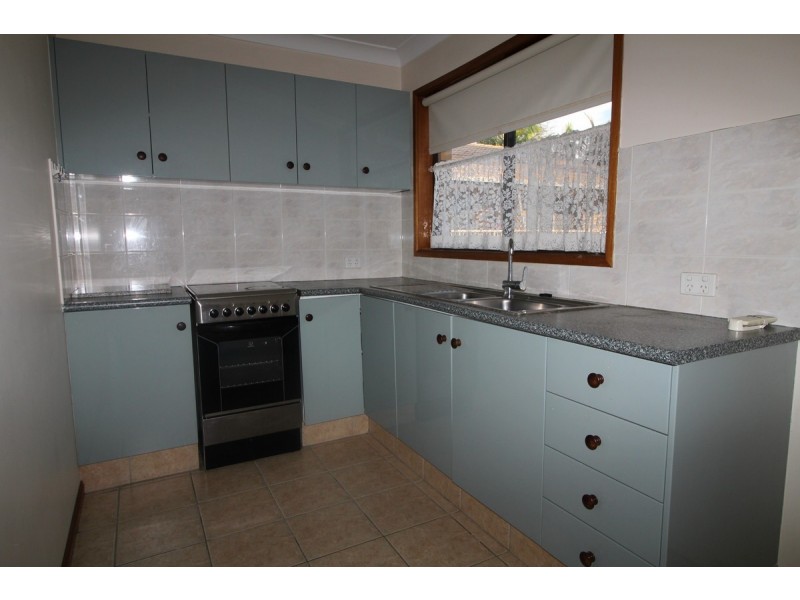 4/168 Frank Street, Labrador QLD 4215