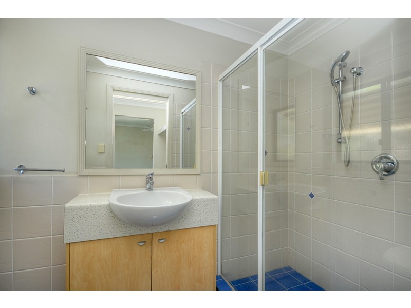 5/23 Bath Street, Labrador QLD 4215