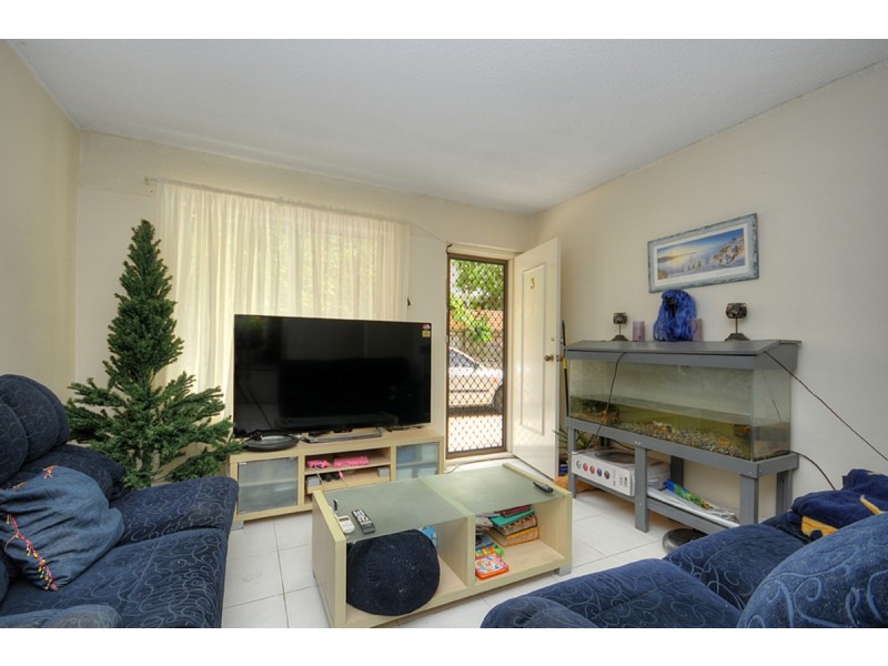 3/31 Frank Street, Labrador QLD 4215