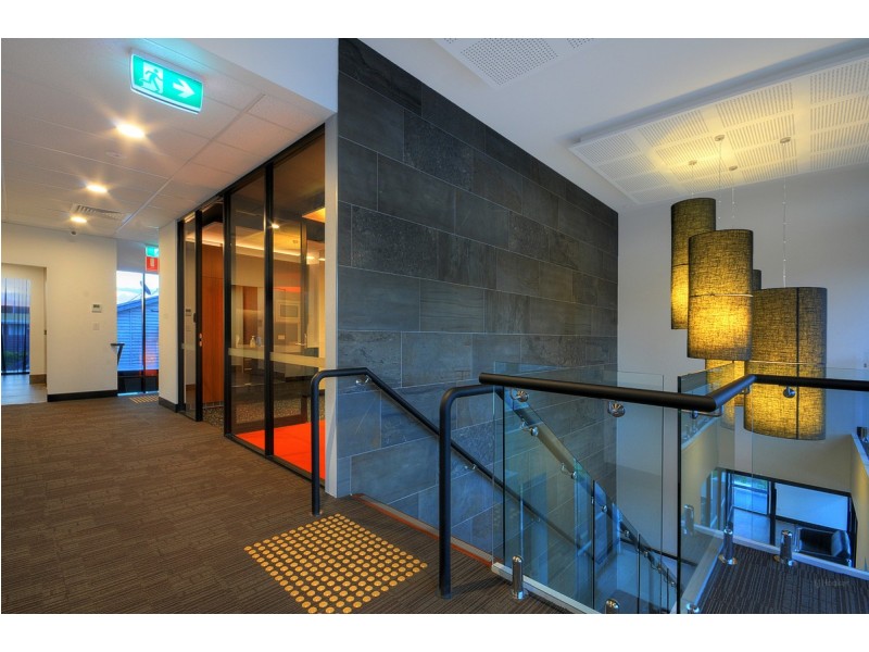 Serviced Offices/64 Frank Street, Labrador QLD 4215