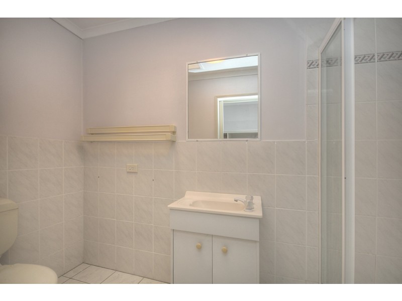 5/61 Imperial Parade, Labrador QLD 4215