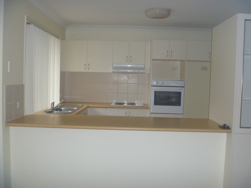 1/9 Tanias Place, Labrador QLD 4215