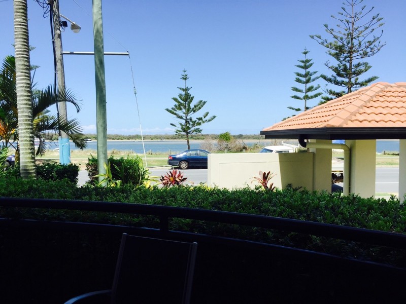 2/452 Marine Parade, Biggera Waters QLD 4216