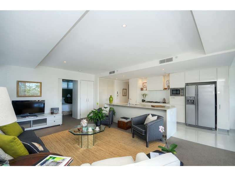 205/230 Marine Parade, Labrador QLD 4215