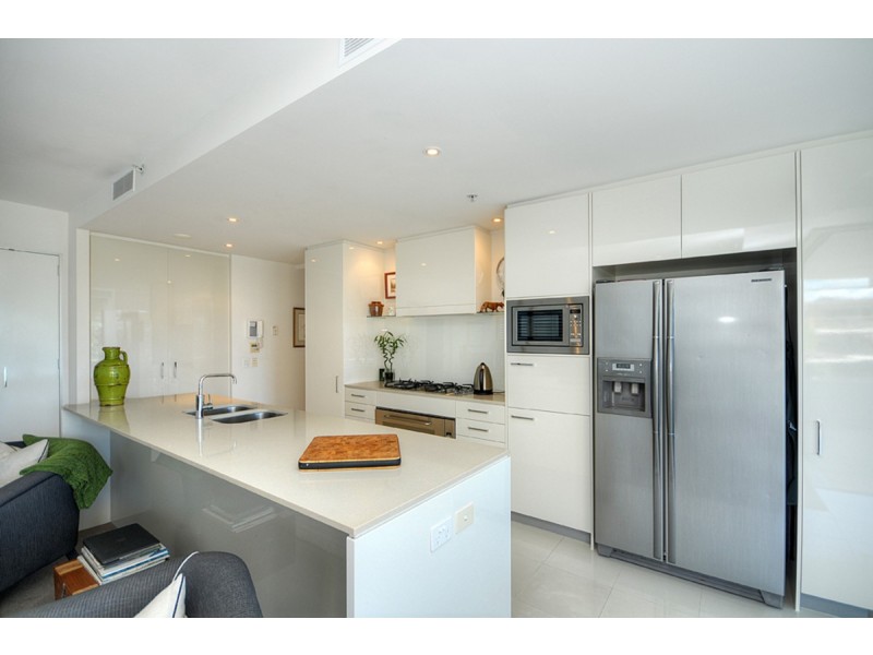 205/230 Marine Parade, Labrador QLD 4215