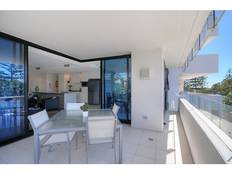 205/230 Marine Parade, Labrador QLD 4215