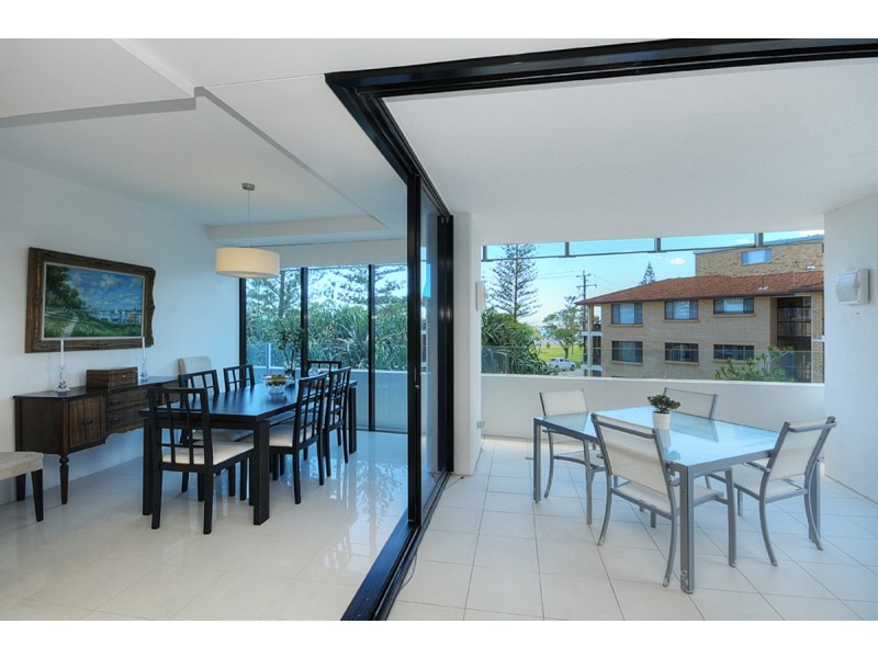205/230 Marine Parade, Labrador QLD 4215
