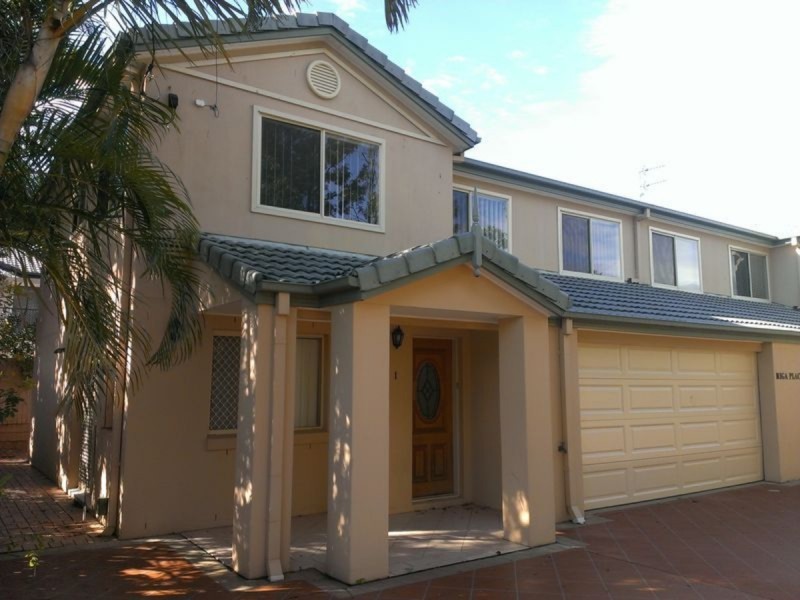 1/76a Pohlman Street, Southport QLD 4215