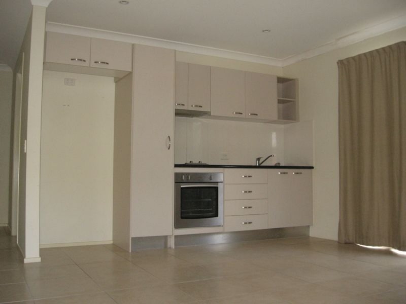 1B/30 Harley Street, Labrador QLD 4215