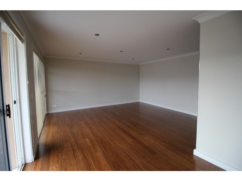 12/111 Frank Street, Labrador QLD 4215