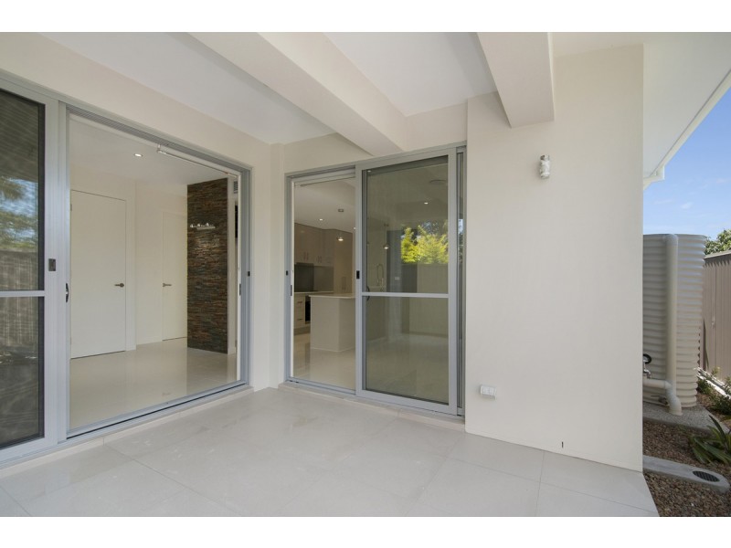 42 Blake Street, Southport QLD 4215