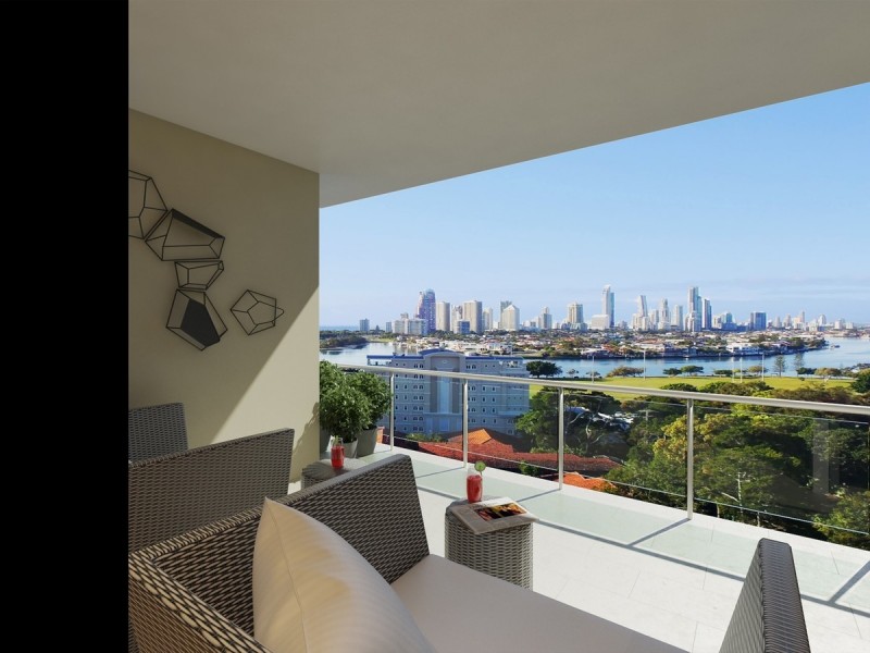 8 Meron Street, Southport QLD 4215