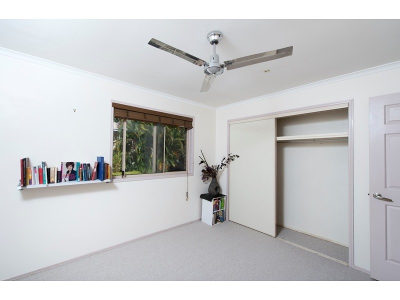 2/36 Billington Street, Labrador QLD 4215