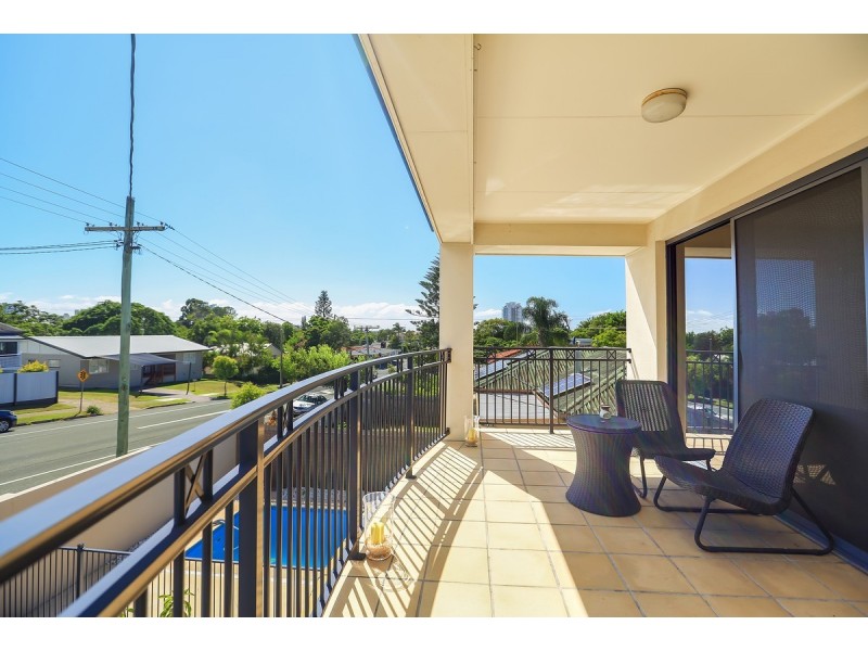 92 Central Street, Labrador QLD 4215