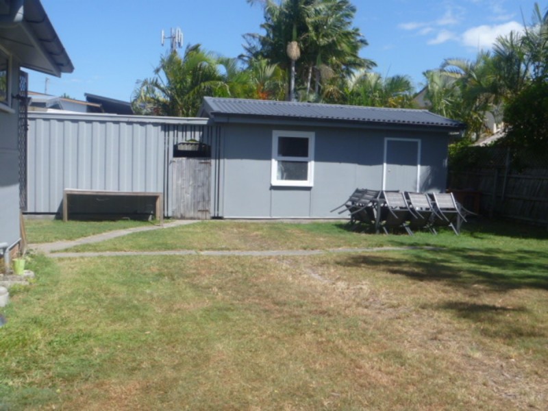 9 Kropp Street, Biggera Waters QLD 4216