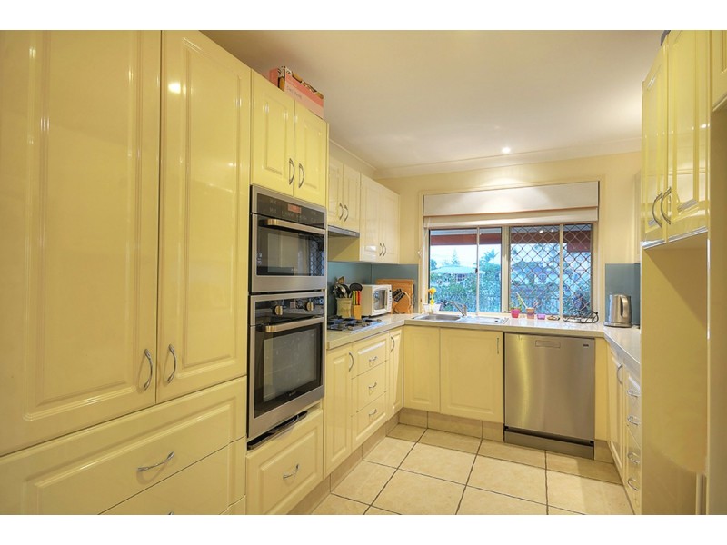 1/32 Burrows Street, Biggera Waters QLD 4216