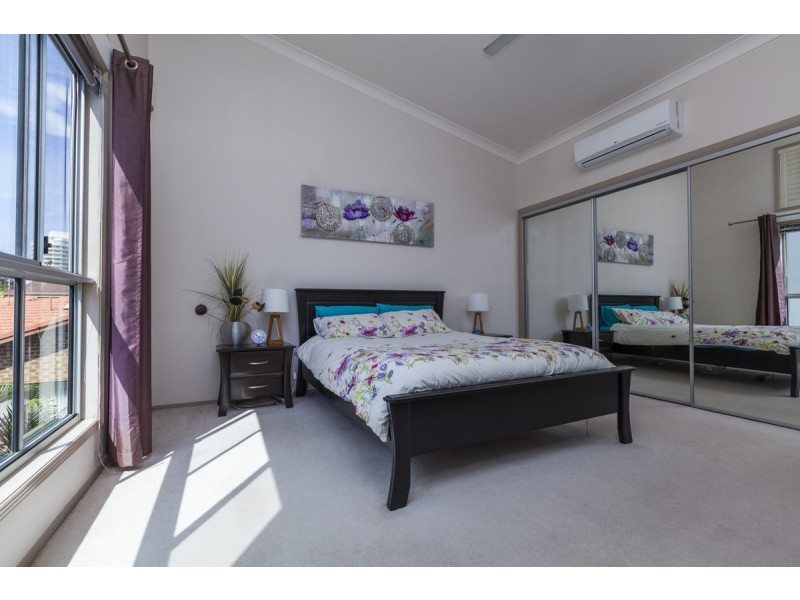 3/20 Madang Crescent, Runaway Bay QLD 4216