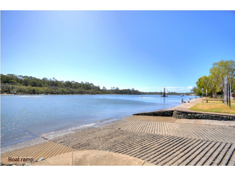 35 Pinnaroo Street, Hope Island QLD 4212