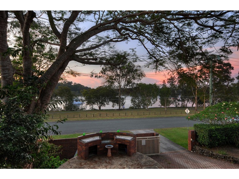 35 Pinnaroo Street, Hope Island QLD 4212