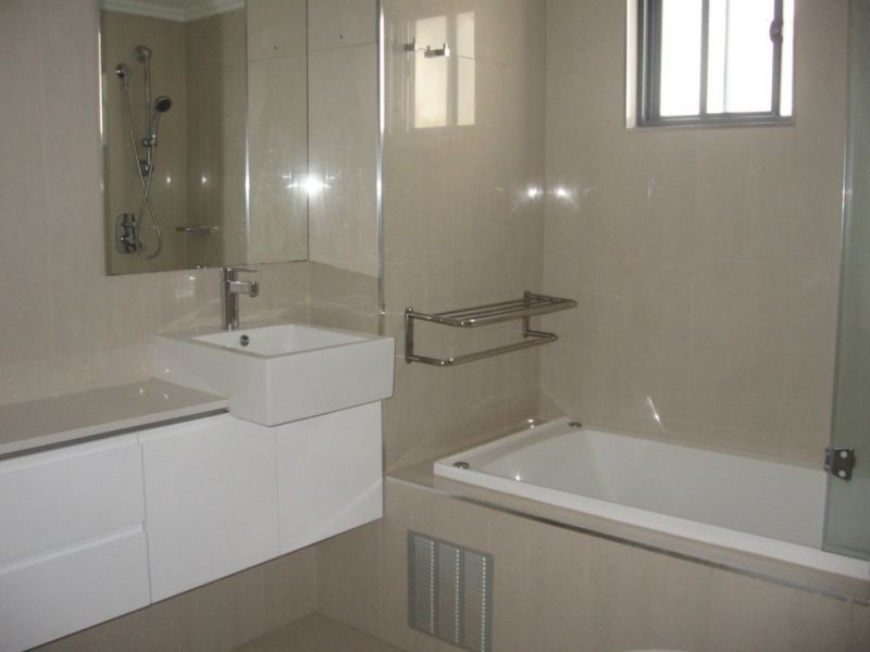 8/508 Marine Parade, Biggera Waters QLD 4216