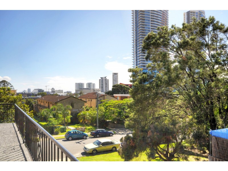 7/91 Queen Street, Southport QLD 4215