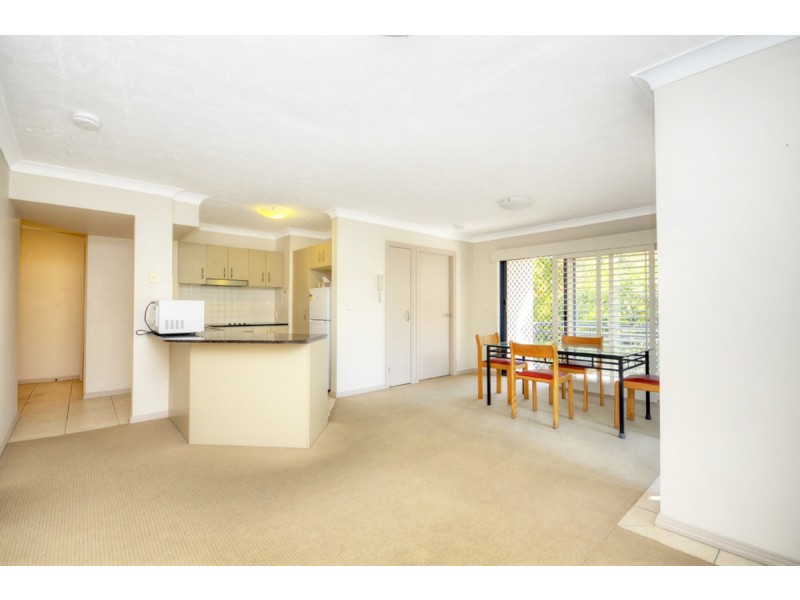 8/35 Loder Street, Biggera Waters QLD 4216