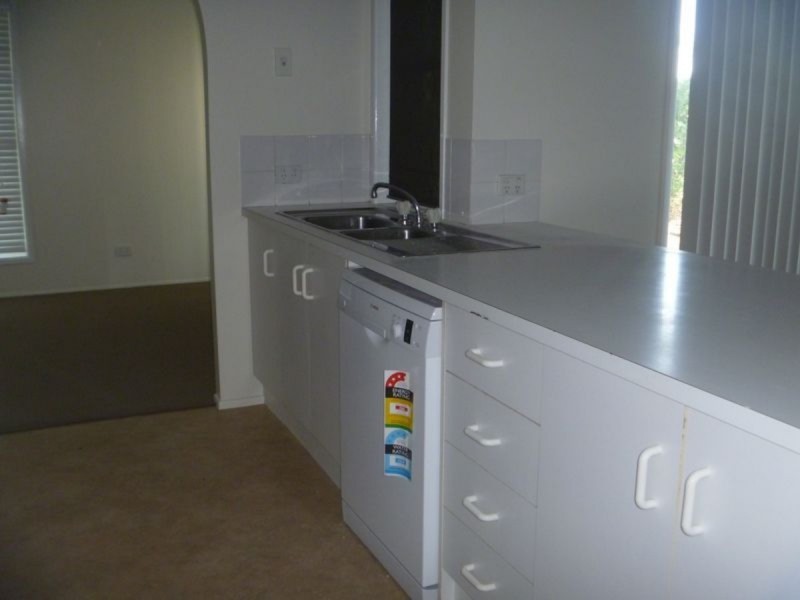 23 Village Way, Oxenford QLD 4210