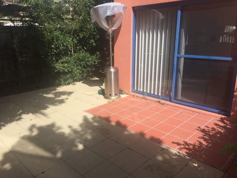 2/12 Brighton Street, Biggera Waters QLD 4216